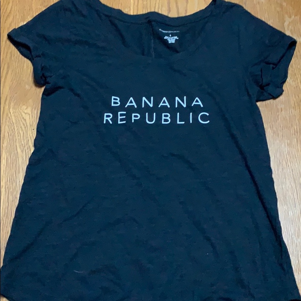 Banana republic graphic tee